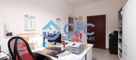 1-salle Propriété commerciale à Cologno Monzese, Italy No. 327552 15