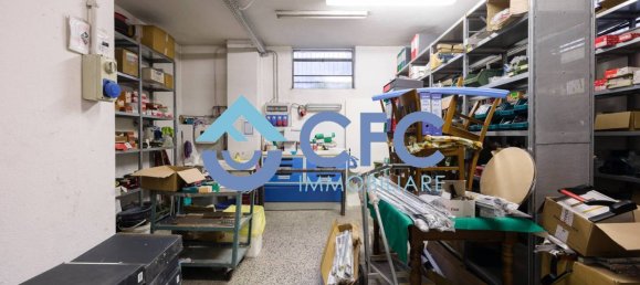 1-salle Propriété commerciale à Cologno Monzese, Italy No. 327552 6