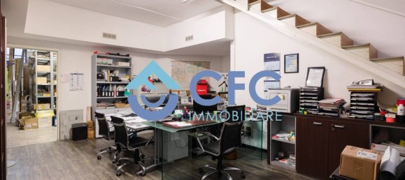 1-salle Propriété commerciale à Cologno Monzese, Italy No. 327552 3