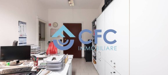 1-salle Propriété commerciale à Cologno Monzese, Italy No. 327552 18