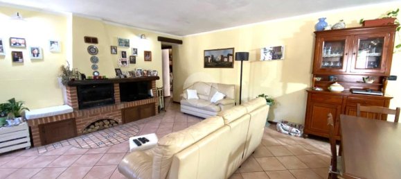 6-salle Villa à Portacomaro, Italy No. 133486 4