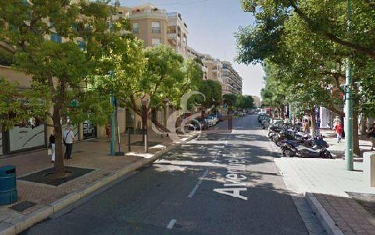 52m² Office in Menton, France No. 17673