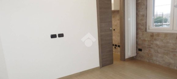 1 Schlafzimmer Wohnung in Paderno Dugnano, Italy, Nr. 190412 16