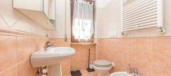 2 bedrooms Apartment in Rome, Italy No. 47728 23