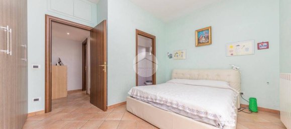 2 bedrooms Apartment in Rome, Italy No. 47728 14