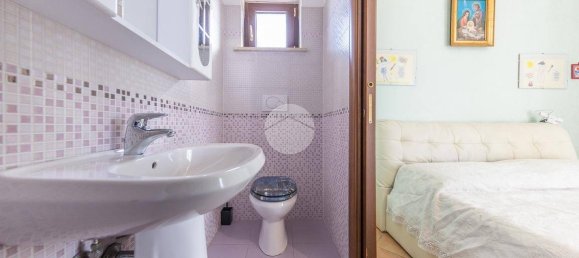 2 bedrooms Apartment in Rome, Italy No. 47728 15