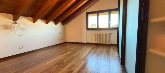 3 غرف نوم بانتهاوس في Como, Italy رقم 361933 16