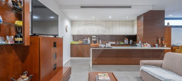 4 bedrooms House in Lousada, Portugal No. 28408 15