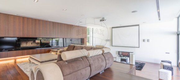 4 bedrooms House in Lousada, Portugal No. 28408 11