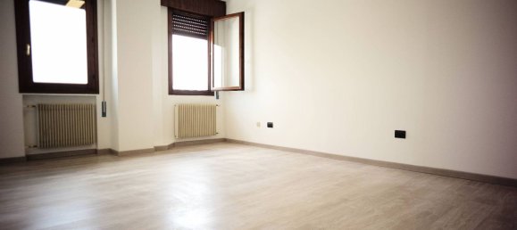 Escritório em Treviso, Italy 155 m² N.º 176977 8