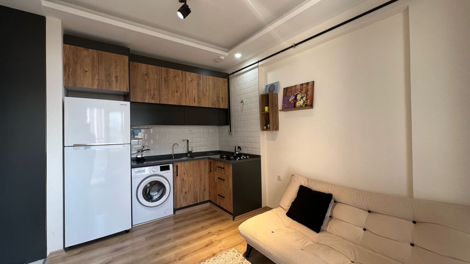 Квартира 1+1 в Мерсин, Турция № 41090