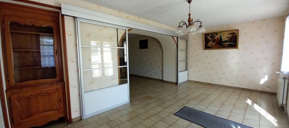 5 bedrooms Townhouse in Le Blanc, France No. 74003 8