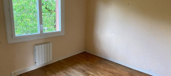 Casa de 2 dormitorios en Martizay, France No. 60048 25