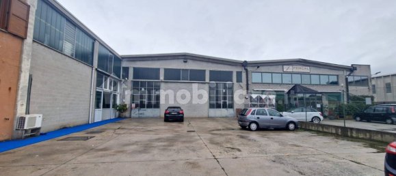 Склад 1800м² в Опера, Италия № 260252 8