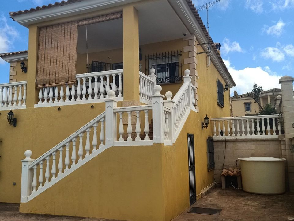 Дом с 5 спальнями в Малага, Испания № 238149