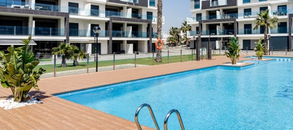 Apartamento de 2 dormitorios en Guardamar del Segura, Spain No. 6890 19