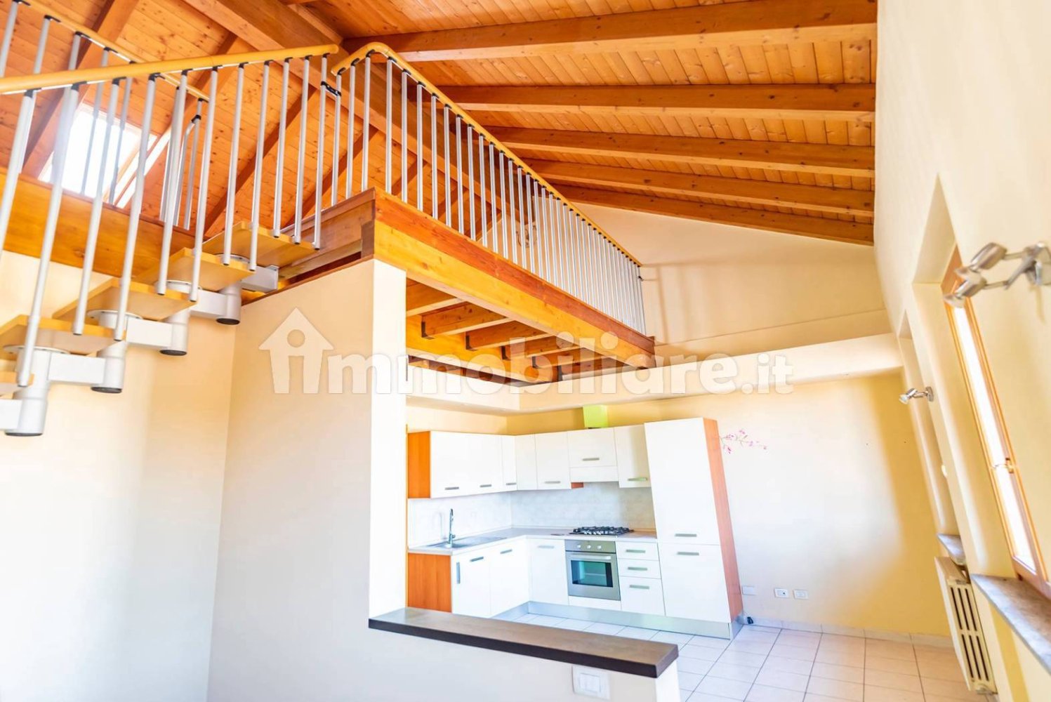 Квартира с 1 спальней в Лайнате, Италия № 330737