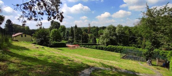 قطعة أرض في Monguzzo, Italy 1533متر مربع رقم 84751 3