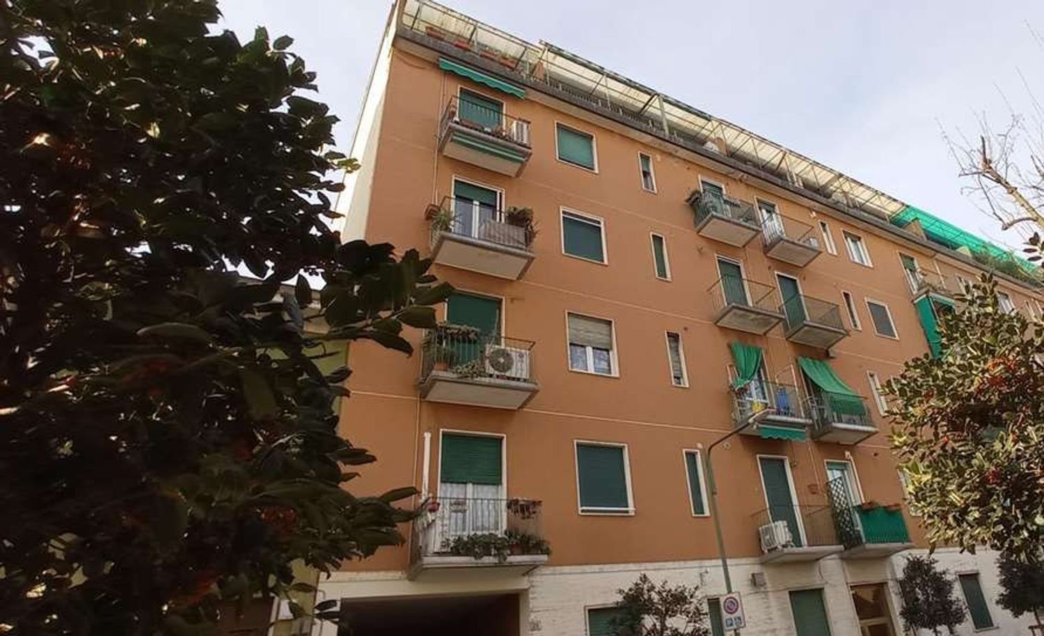 2غرفة شقة في Sesto San Giovanni, Italy رقم 13903