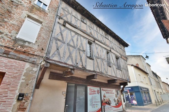 Gebäude in Villeneuve-sur-Lot, France 75m², Nr. 310613