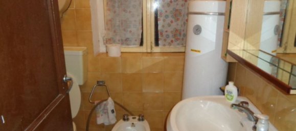 Studio in Serramazzoni, Italy No. 17227 7