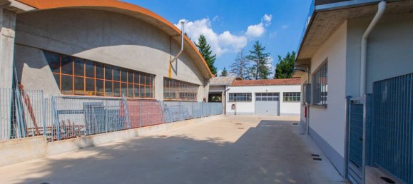 3 rooms Warehouse in Samarate, Italy No. 79882 2