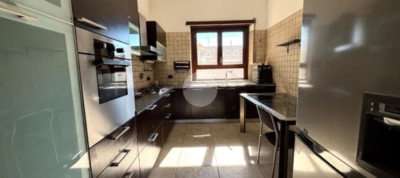 3-salle Appartement à Rome, Italy No. 286236 11
