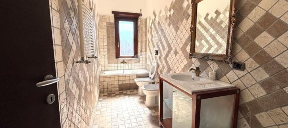 3-salle Appartement à Rome, Italy No. 286236 19