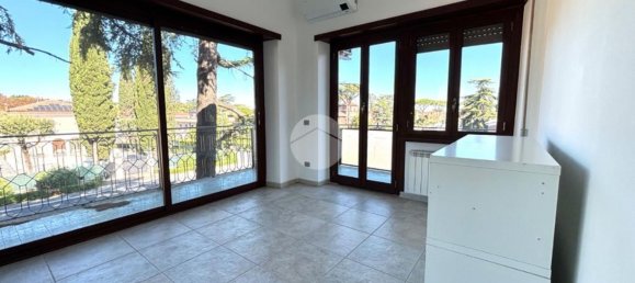 3-salle Appartement à Rome, Italy No. 286236 16