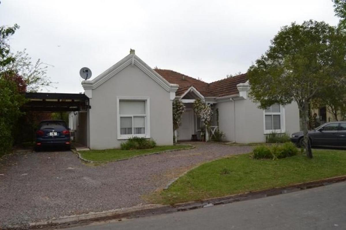 Casa T3 em Tigre, Argentina N.º 60479