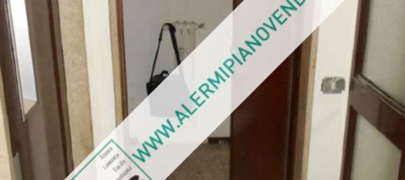 5-salle Appartement à Milan, Italy No. 244460 8