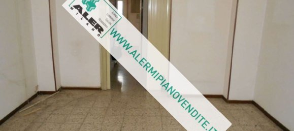 5-salle Appartement à Milan, Italy No. 244460 12