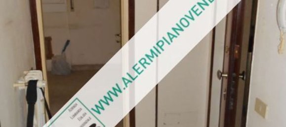 5-salle Appartement à Milan, Italy No. 244460 9