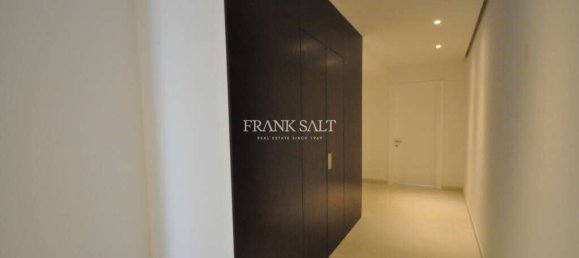 3 غرف نوم شقة في Sliema, Malta رقم 9025 25