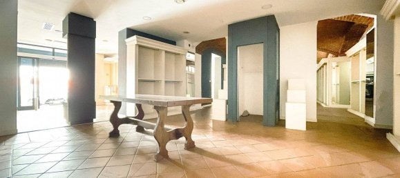 Imóvel comercial de 3 divisões em Borgomanero, Italy N.º 89574 5