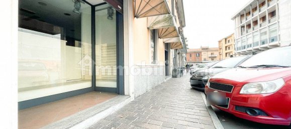 Imóvel comercial de 3 divisões em Borgomanero, Italy N.º 89574 10