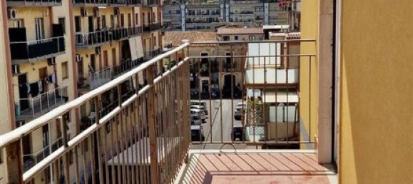 Apartamento de 5 habitaciónes en Catania, Italy No. 290449 39