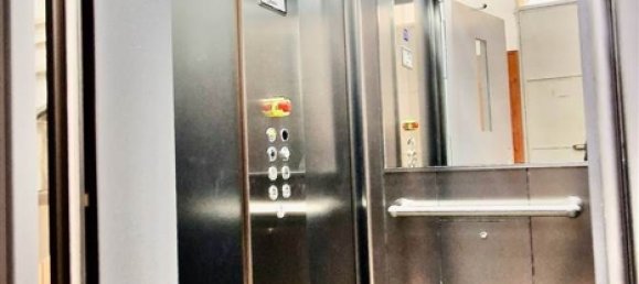 Apartamento de 5 habitaciónes en Catania, Italy No. 290449 9