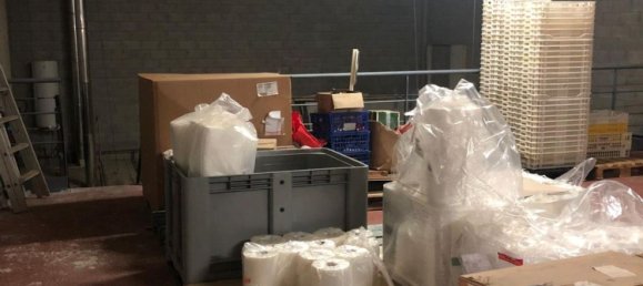 990m² Warehouse in Camargo, Spain No. 149850 26