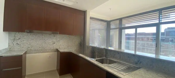 Apartamento T3 em Dubai, UAE N.º 21133 2