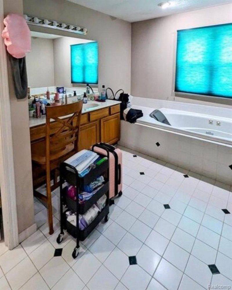 Casa de 4 dormitorios en Grand Blanc, USA No. 430294