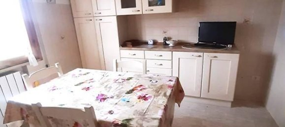 4 rooms House in Argenta, Italy No. 31990 8