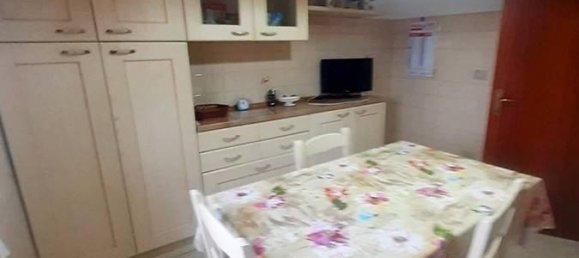 4 rooms House in Argenta, Italy No. 31990 7