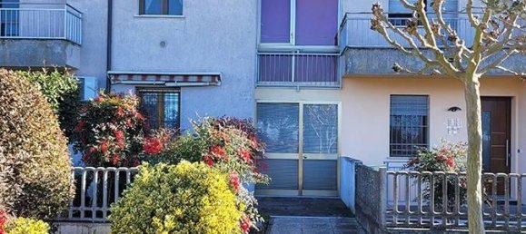 4 rooms House in Argenta, Italy No. 31990 2