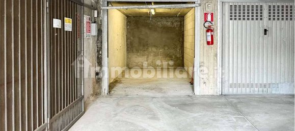 Garaje en Sesto Calende, Italy 18 m² No. 379143 6