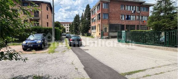 Garaje en Sesto Calende, Italy 18 m² No. 379143 9