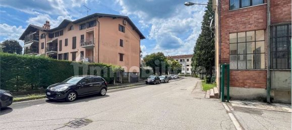 Garaje en Sesto Calende, Italy 18 m² No. 379143 10