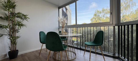 Apartamento de 3 dormitorios en Yvelines, France No. 124608 5