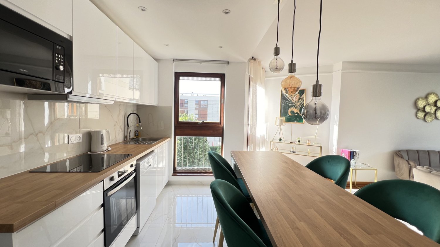 Apartamento de 3 dormitorios en Yvelines, France No. 124608