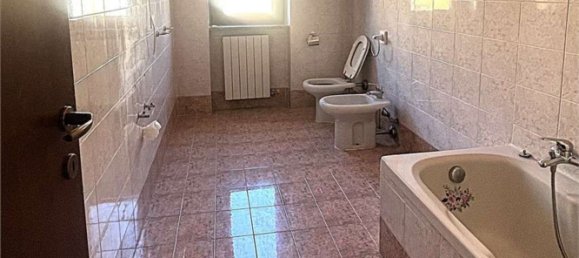 3-salle Appartement à Rovellasca, Italy No. 282456 9